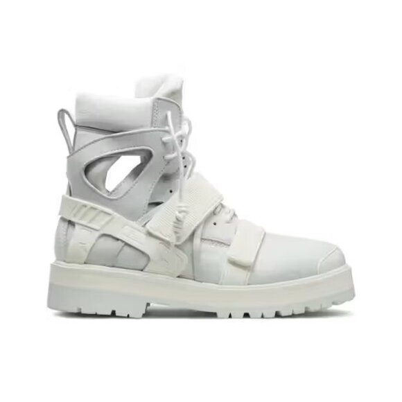 Hood by Air Avalanche Deconstructed Custom Boots in Cream - Picture 2 of 9